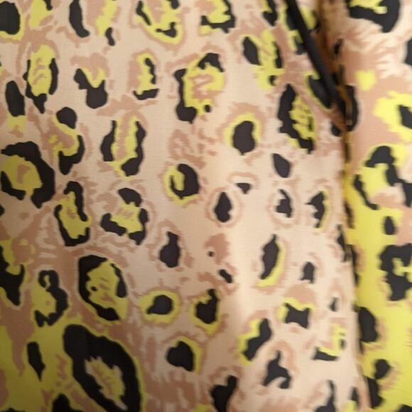 Elodie Tan Leopard Print Windbreaker Jacket Hooded Pockets Full Zip Size M - Picture 8 of 11